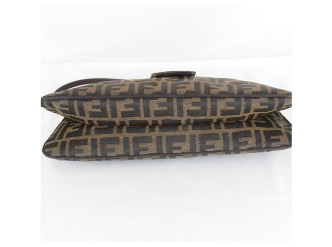 Borsa a Spalla Mamma Bucket Zucca di Fendi Marrone Cachi - vista 7