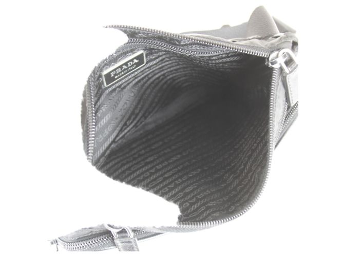 Marsupio Prada Saffiano in nylon nero - vista 13