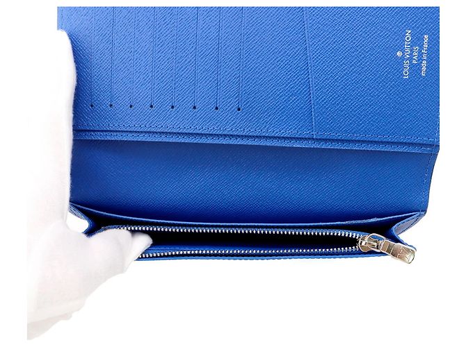 Brazza Louis Vuitton Taiga V-Shape Long Wallet Black Blue - view 5
