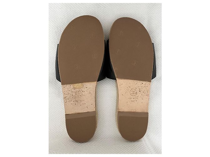 Chanel Espadrilles aus schwarzem Leder mit Perlen CC - Ansicht 7