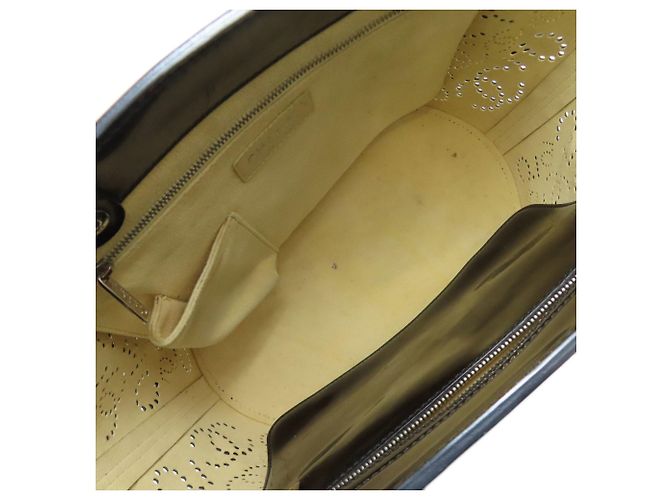 Borsa a mano perforata Coco Mark di Chanel Nero - vista 5