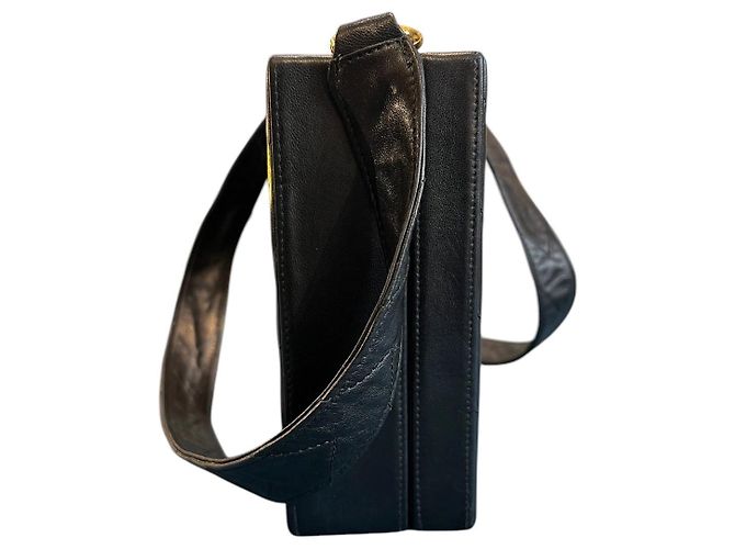 Borsa a spalla in agnello nero Chanel 1986 - vista 3