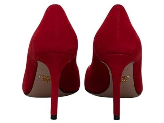 NWOB Prada Rote Wildleder Pumps mit Spitzem Zeh Größe 37,5 Gebraucht - Ansicht 5