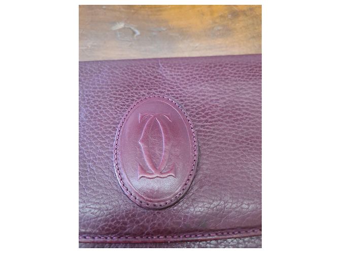 Borsa a tracolla Cartier in pelle bordeaux Bordò - vista 2