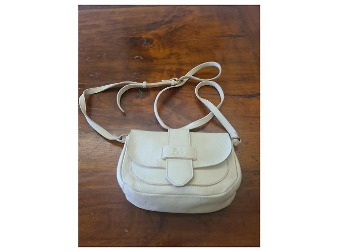 Bolso de hombro de cuero beige Il Bisonte - vista 2