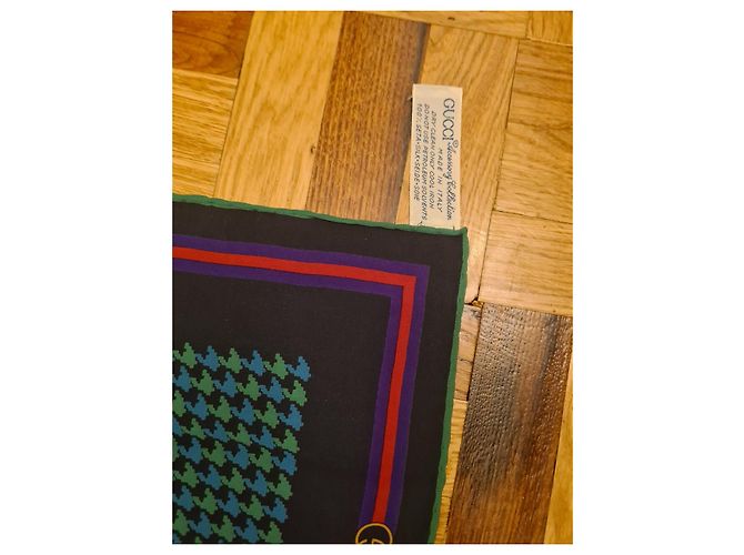Foulard Gucci in seta con stampa a spina di pesce e corno francese Nero Rosso Blu D'oro Verde Porpora - vista 5