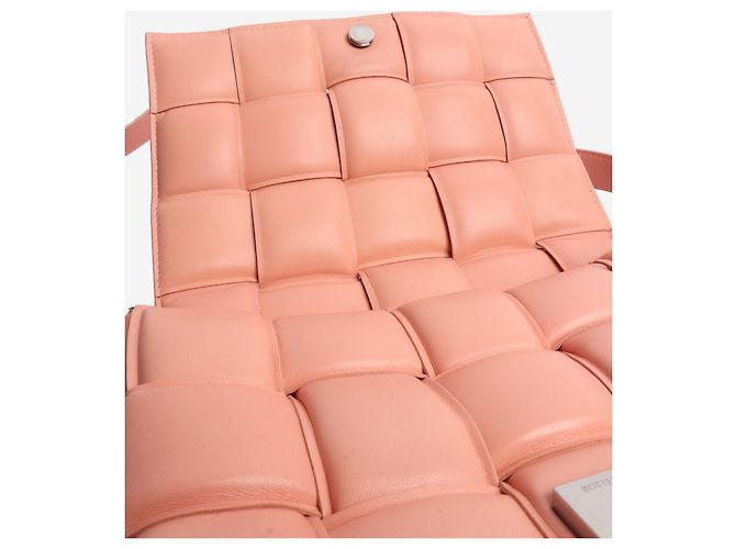 Bottega Veneta Bolsa Cassette acolchoada rosa - vista 6