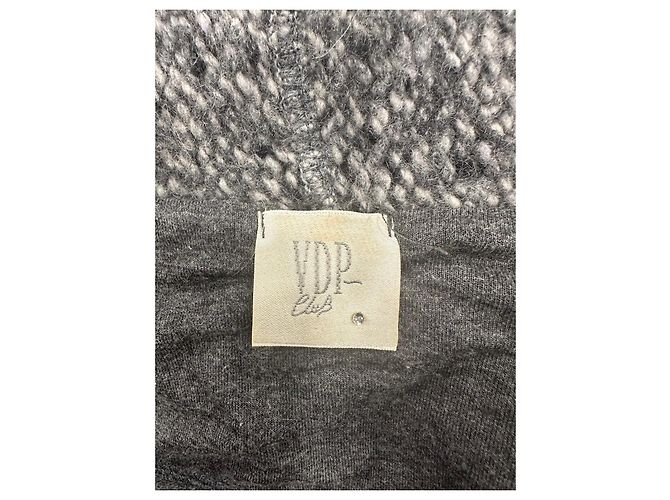 Autre Marque VDP Club Grauer Cashmere-Cardigan mit Pailletten - Ansicht 11
