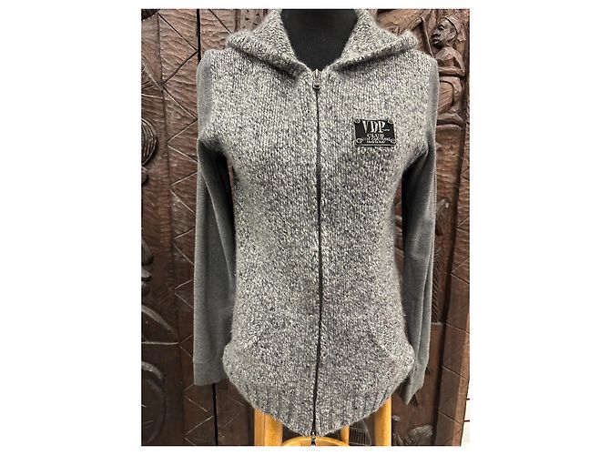 Autre Marque VDP Club Grauer Cashmere-Cardigan mit Pailletten - Ansicht 2