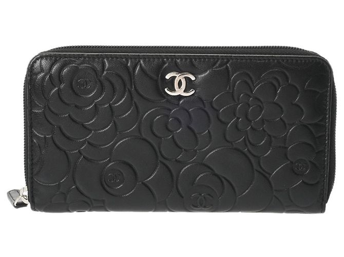 Cartera larga de cuero negro Camelia de Chanel - vista 2
