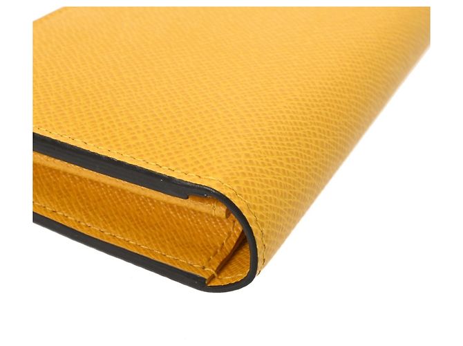 Portafoglio Lungo Brazza in Taiga Louis Vuitton Giallo - vista 8