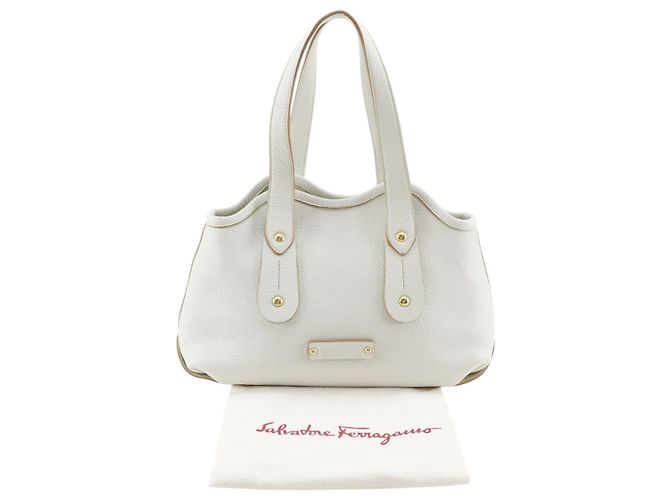 Salvatore Ferragamo Ferragamo Weiße Leder-Tasche - Ansicht 18