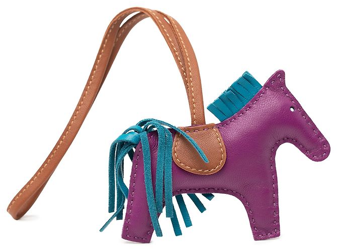 Charm per borsa Grigri Rodeo PM in pelle di agnello Milo viola di Hermès Porpora Viola scuro - vista 2