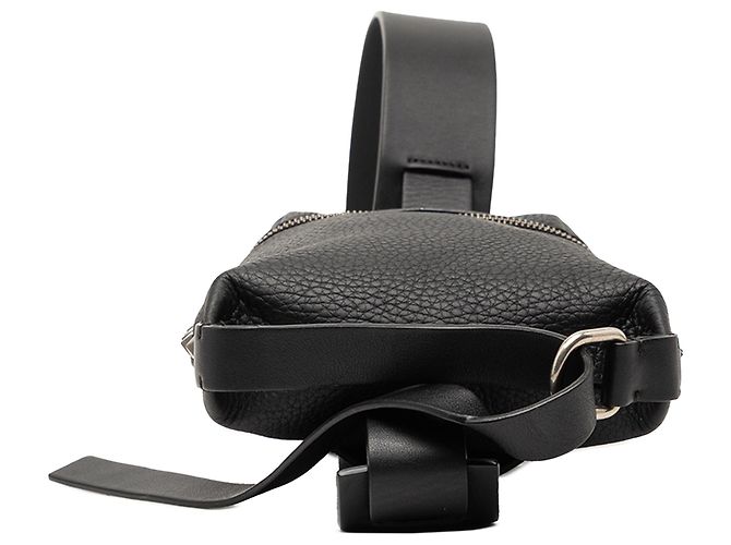 Valentino Rockstud Umhängetasche aus schwarzem genarbtem Kalbsleder, umwandelbar - Ansicht 3