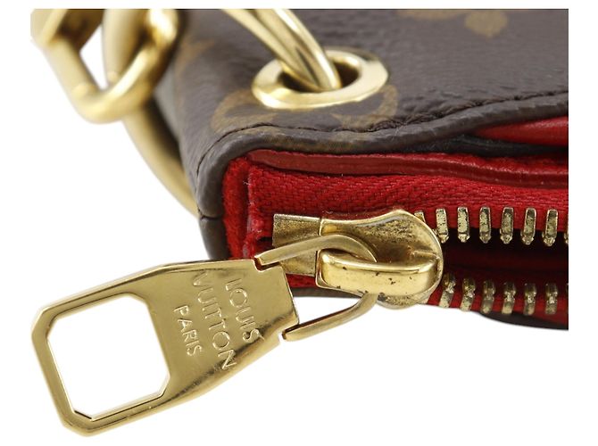 Louis Vuitton Monogram Pallas MM Marrone - vista 17