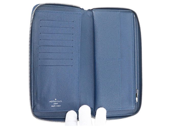 Portafoglio lungo verticale Zippy Taiga blu Louis Vuitton Blu navy - vista 4