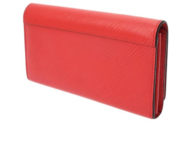 Cartera Larga Twist Coquelicot Epi Louis Vuitton Roja - vista 3