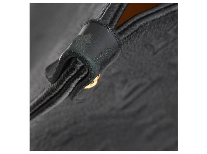 Bolso OnTheGo GM Monogram Empreinte en cuero negro de Louis Vuitton - vista 17