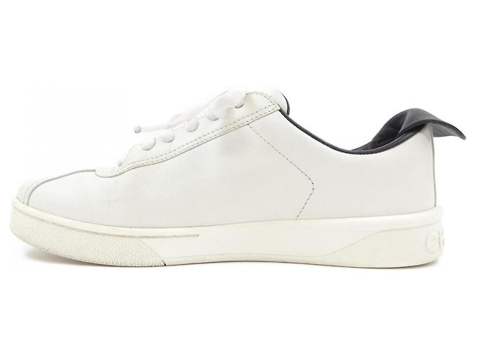 Timeless Chanel Kalbsleder Sneakers Weiß - Ansicht 2