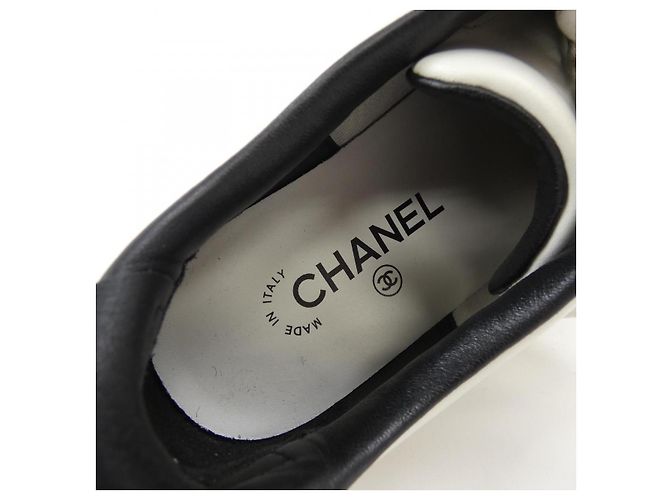 Timeless Chanel Kalbsleder Sneakers Weiß - Ansicht 6
