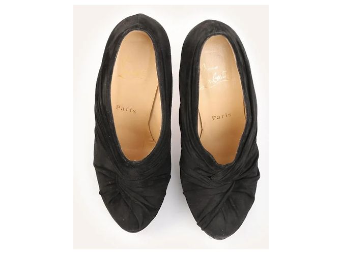 Stivaletti Christian Louboutin Twist in suede nera - vista 3