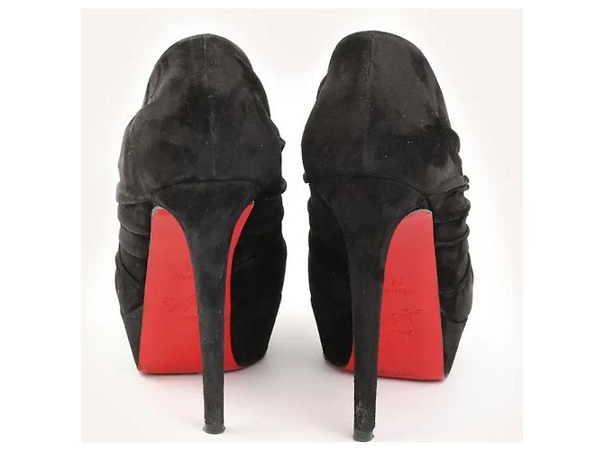 Stivaletti Christian Louboutin Twist in suede nera - vista 4