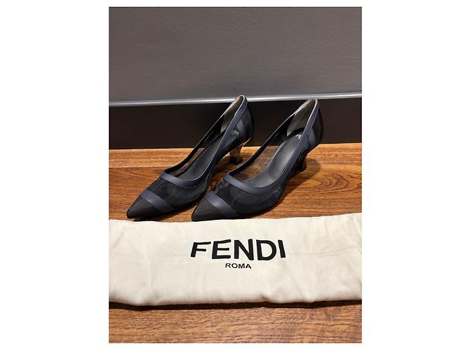 Tacchi a Punta in Rete Fendi Nero - vista 10