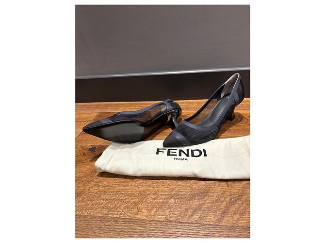 Tacchi a Punta in Rete Fendi Nero - vista 4