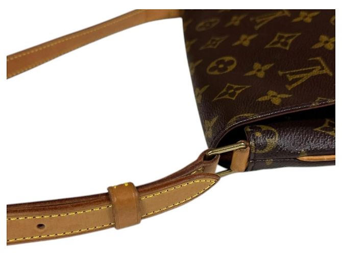 Borsa a Spalla Musette Tango Louis Vuitton Marrone - vista 12