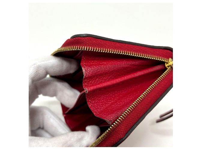 Monedero Zippy en Monogram Empreinte de Louis Vuitton Roja - vista 14