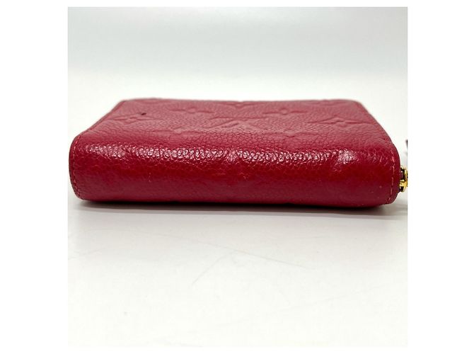 Monedero Zippy en Monogram Empreinte de Louis Vuitton Roja - vista 5