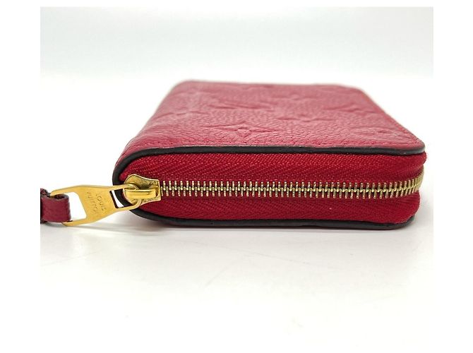 Monedero Zippy en Monogram Empreinte de Louis Vuitton Roja - vista 6