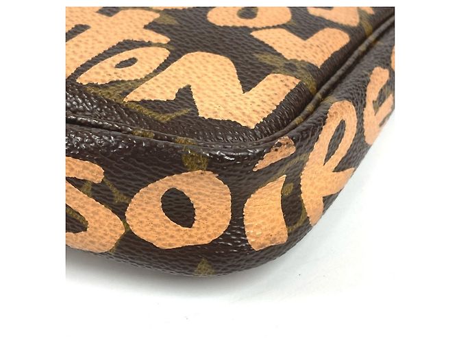 Pochette Accessoires Monogram Graffiti Louis Vuitton Castaño Naranja - vista 15