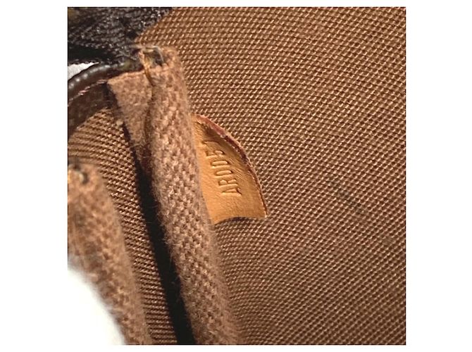 Pochette Accessoires Monogram Graffiti Louis Vuitton Castaño Naranja - vista 6