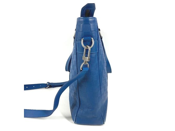 Borsa a tracolla Louis Vuitton Damier Infini Tadao PM Blu - vista 6