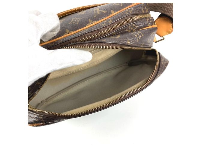 Borsa a tracolla Reporter PM Monogram Louis Vuitton Marrone - vista 10