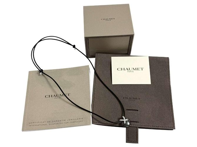 Collana in corda con pendente Liens di Chaumet - vista 10