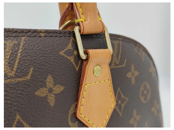 Borsa Alma Louis Vuitton in tela Monogram MM Beige - vista 3