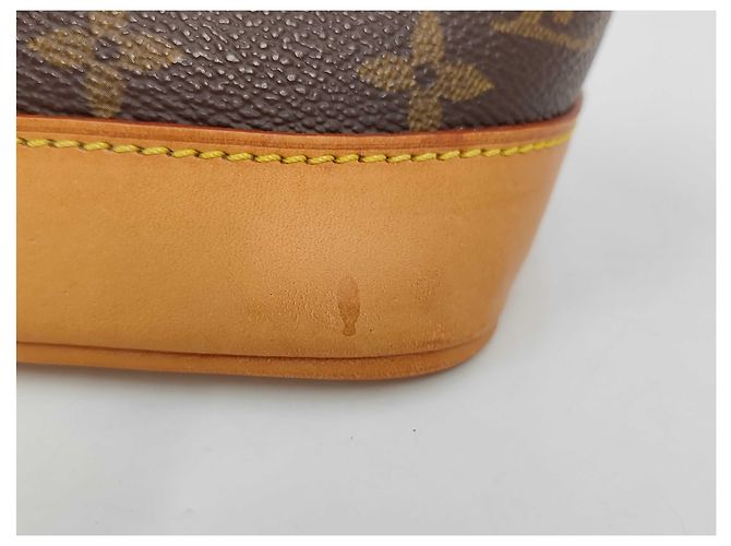 Borsa Alma Louis Vuitton in tela Monogram MM Beige - vista 4