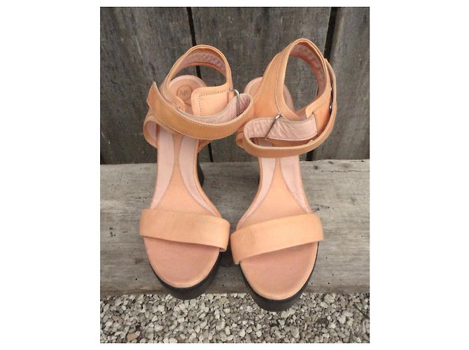 Sandali con zeppa Alexander McQueen Arancione Pelle - vista 3