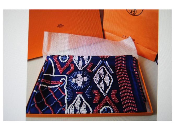 Hermès Lenço Gigante Kelly em Pérolas 140x140 de seda Multicor - vista 2