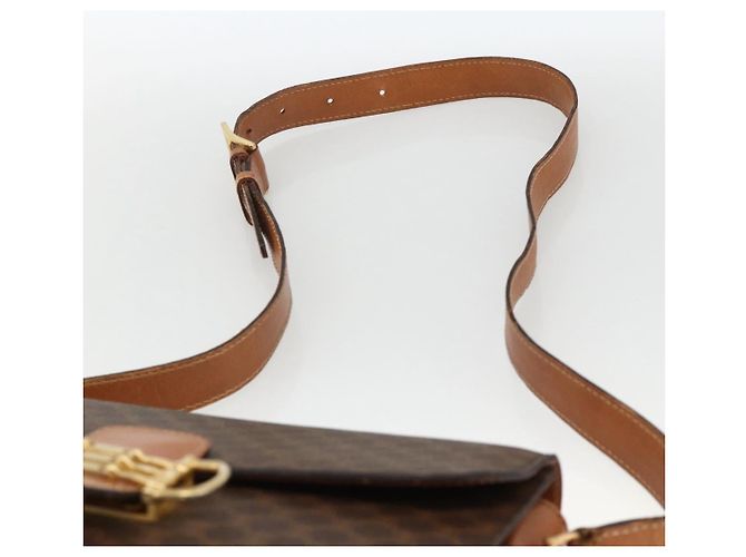 Céline Borsa a spalla in tela Macadam Horsebit CELINE in pelle PVC marrone e oro Auth YKZ475 D'oro - vista 8