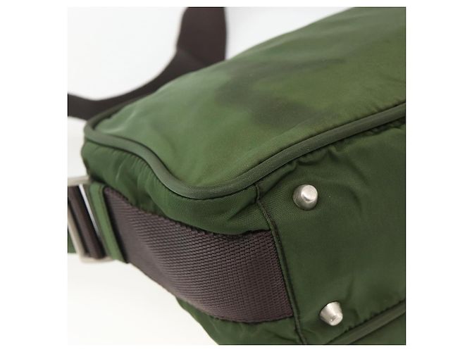 Borsa a Spalla PRADA in Nylon Verde Argento Auth BA11940 - vista 13