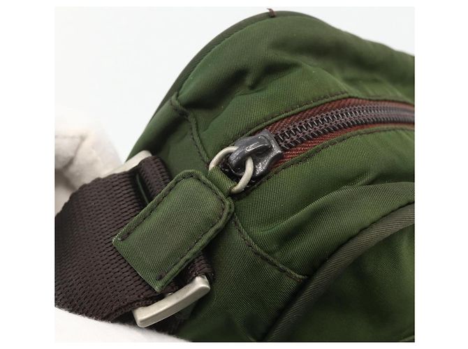 Borsa a Spalla PRADA in Nylon Verde Argento Auth BA11940 - vista 16