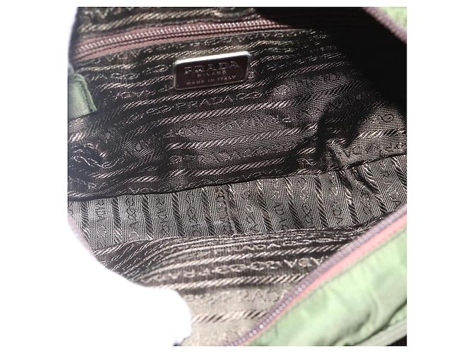 Borsa a Spalla PRADA in Nylon Verde Argento Auth BA11940 - vista 18