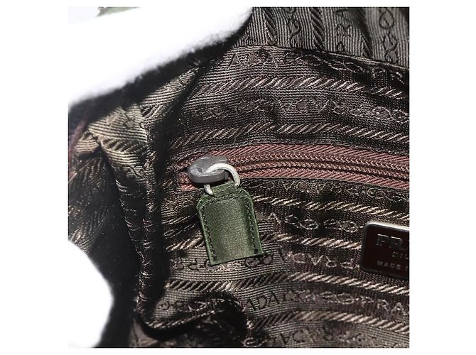 Borsa a Spalla PRADA in Nylon Verde Argento Auth BA11940 - vista 21