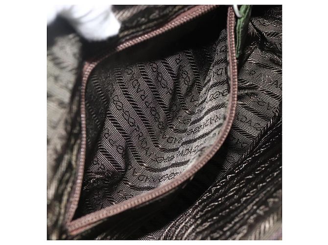 Borsa a Spalla PRADA in Nylon Verde Argento Auth BA11940 - vista 22