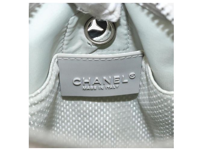 CHANEL Borsa a Spalla Camelia Sport in Nylon Bianco Argento CC Auth bs34278 - vista 17