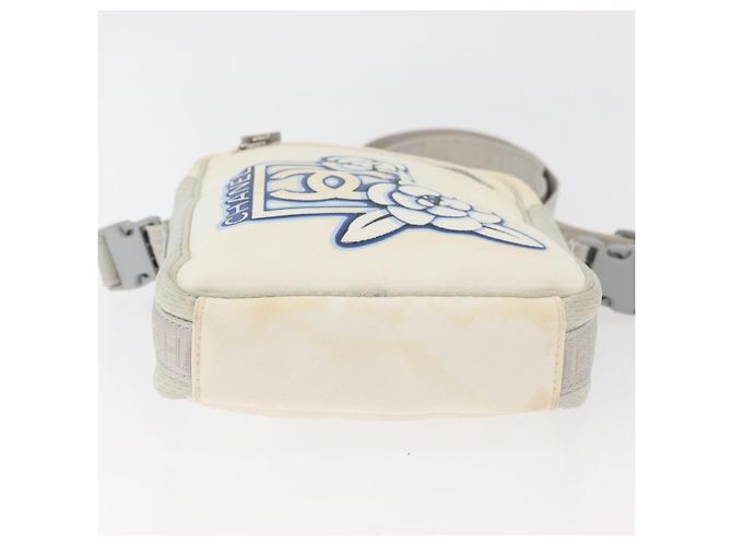 CHANEL Borsa a Spalla Camelia Sport in Nylon Bianco Argento CC Auth bs34278 - vista 9