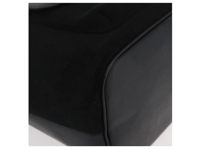 Borsa a Spalla Burberrys in Pelle Scamosciata Nera e Oro Auth bs34378 Nero D'oro - vista 10